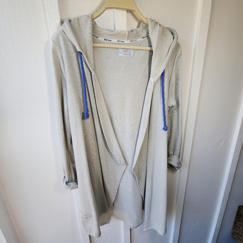 BKE Lounge Gray Hooded Open Cardigan with Blue Accents Size Medium